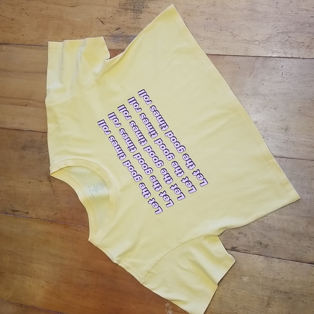 Urban Nation Yellow Cropped T-Shirt Size XL